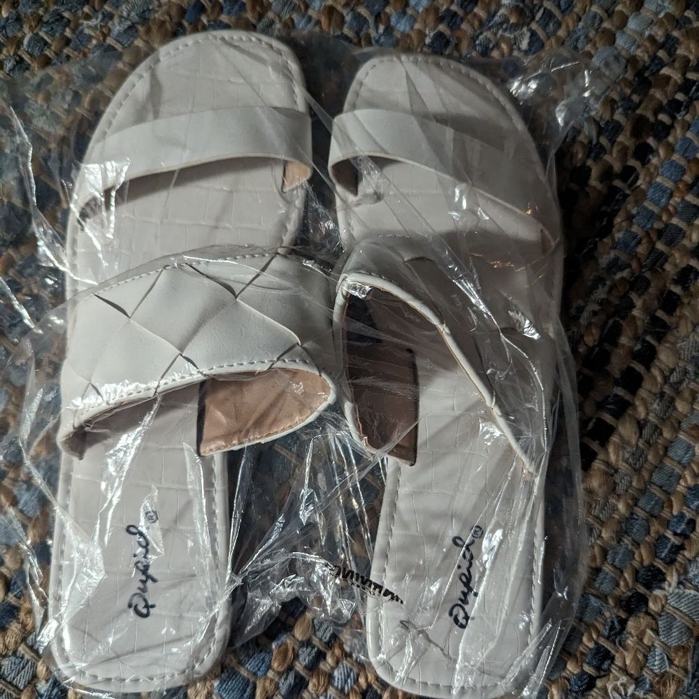NITB Buckle Cupid Sandals Women's White Sandals Size 8